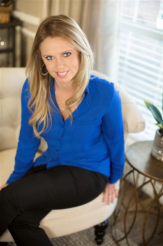Photo of Amy Yates