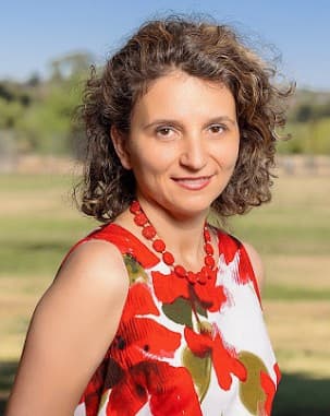 Photo of Ana Tanase