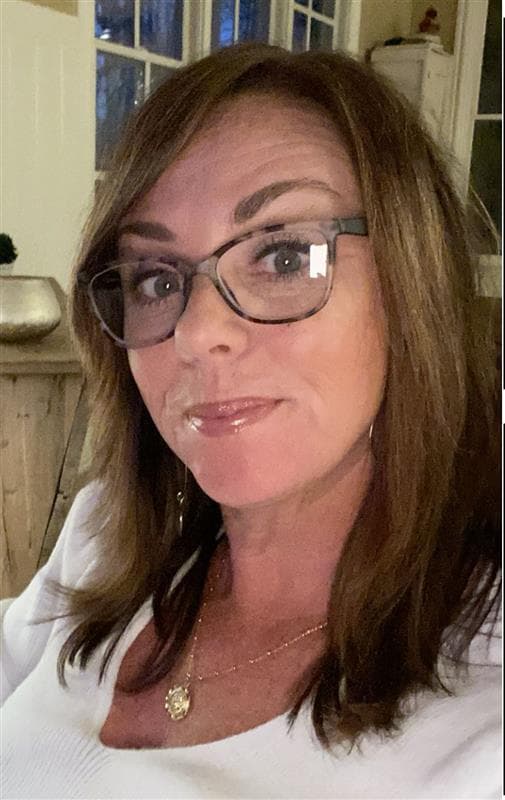 Photo of Beth Amason