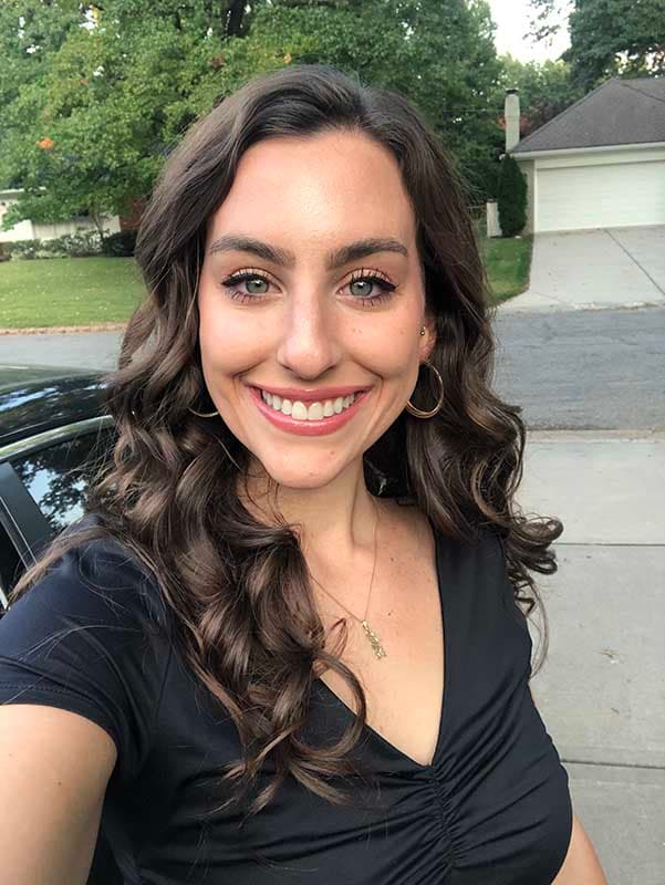 Photo of Carlie Lyn Amore
