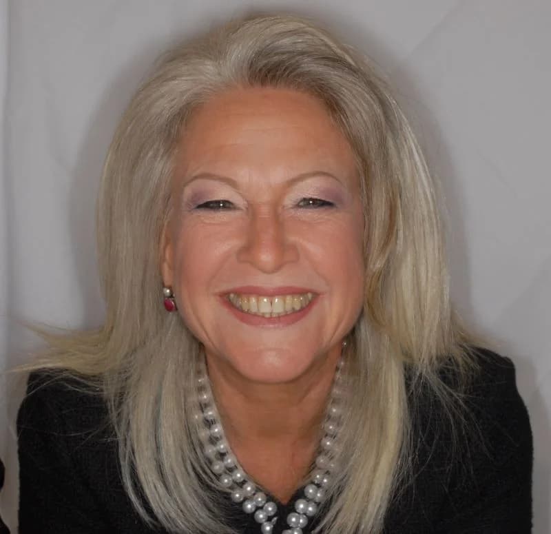 Photo of Claire Stagg