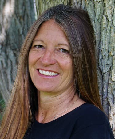 Photo of Dana Kirby