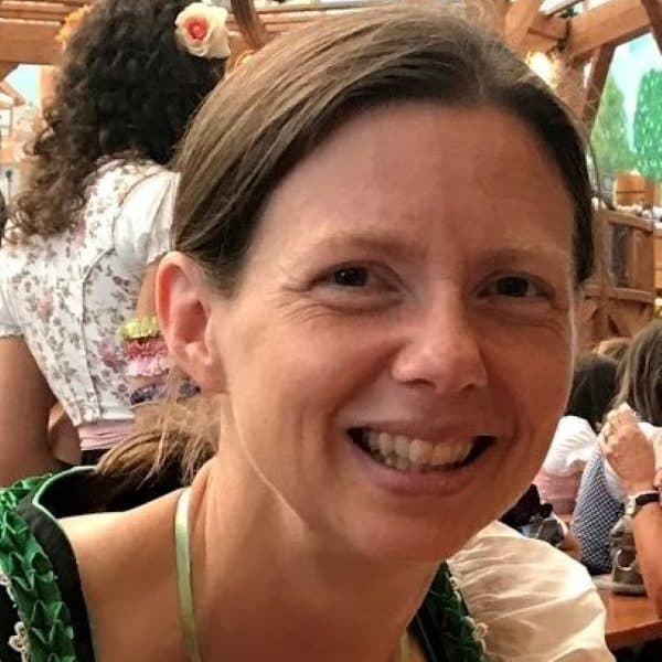 Photo of Dianne Lapum