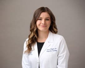Photo of Dr. Laura Wright