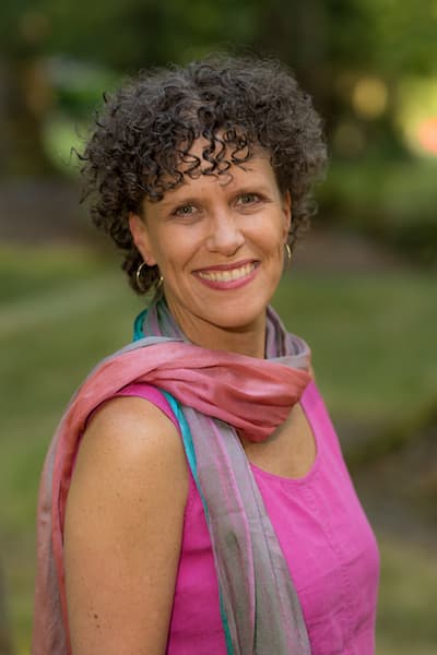Photo of Elizabeth Rainey