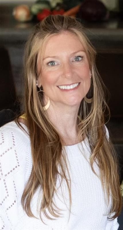 Photo of Erin Mccarthy