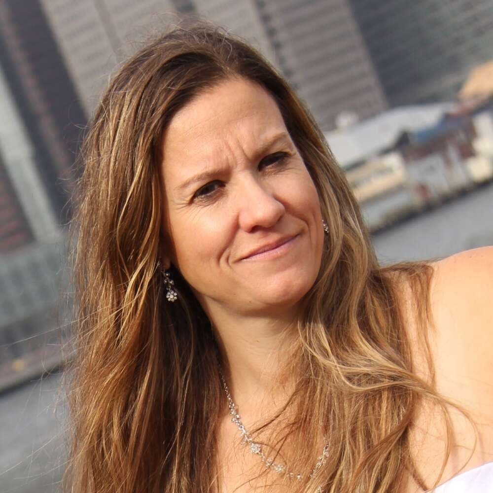 Photo of Gail Dutan