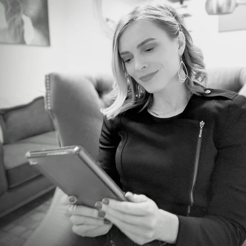 Photo of Hilary Morris