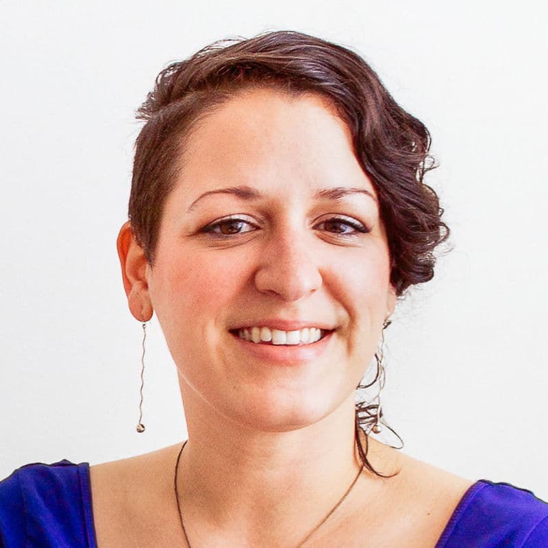 Photo of Jennifer Fernández