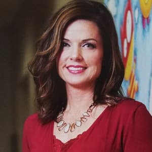 Photo of Julie Logan