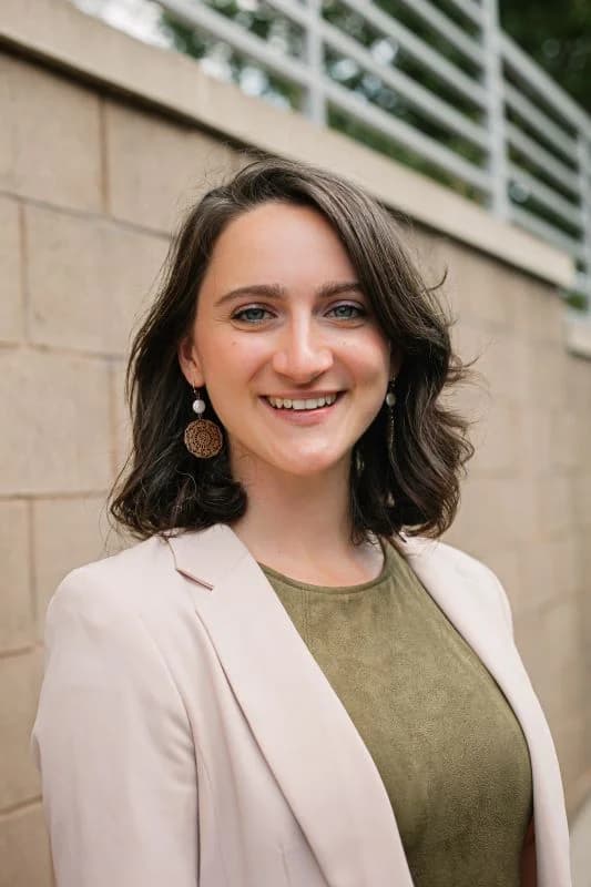 Photo of Kayla Fomin
