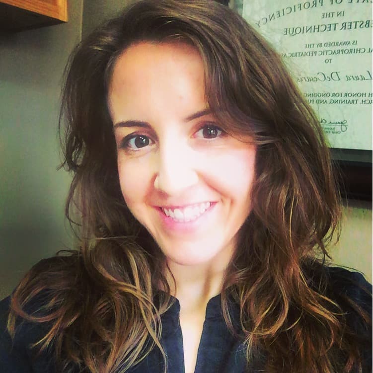 Photo of Laura Decesaris, Dc, Msacn