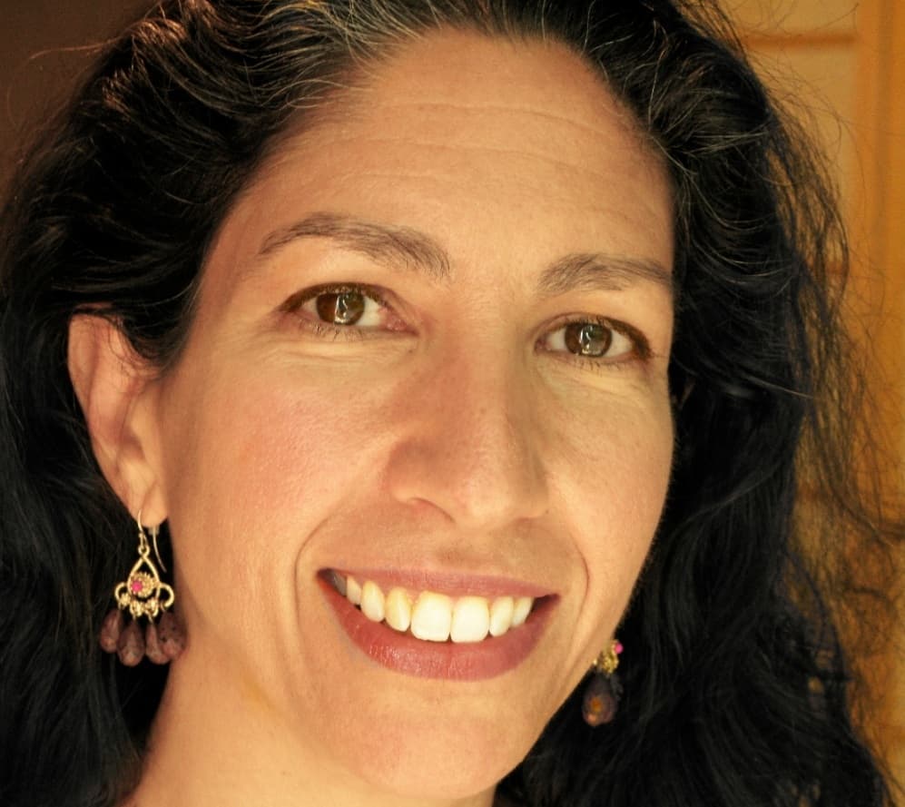 Photo of Laura Susan Shahinian-Kara