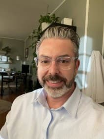 Photo of Laurence Freitas