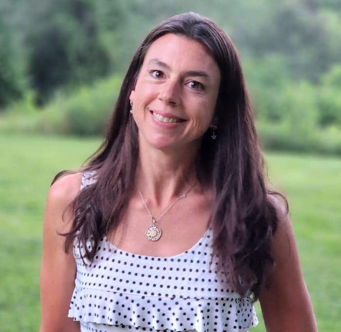 Photo of Leigh Blackwell