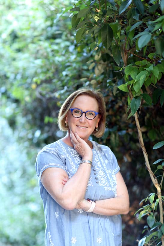 Photo of Lisa Barr, Md