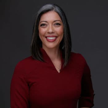 Photo of Lisa Black