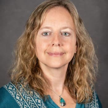 Photo of Lisa Yeager