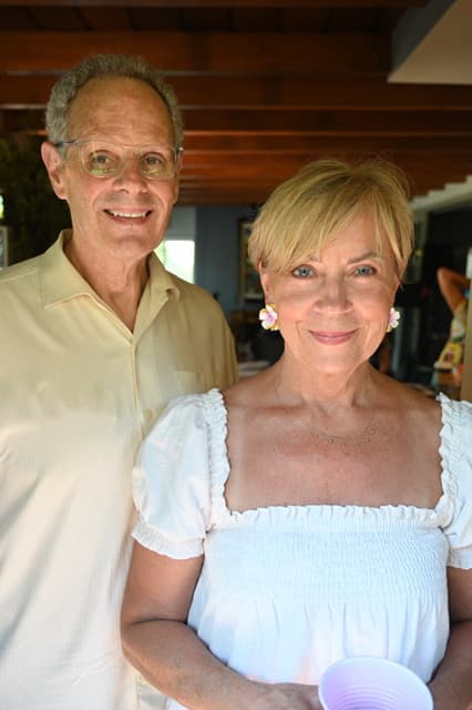 Photo of Lise Ann Vernasco