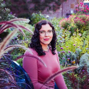 Photo of Liz Flores Farrell