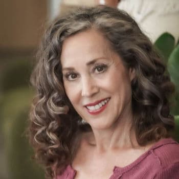 Photo of Lora Solomon
