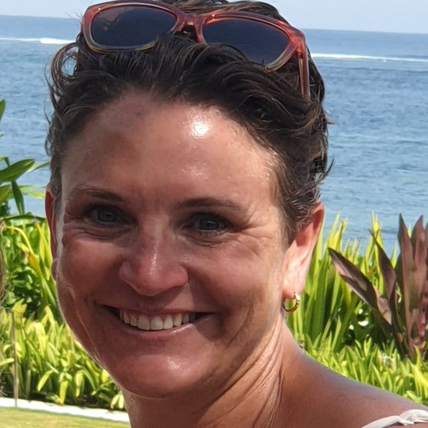 Photo of Michelle Henry