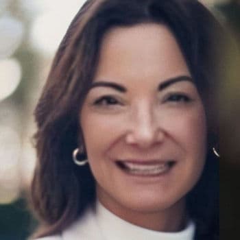 Photo of Pamela Mirante