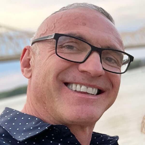 Photo of Ray Frescas