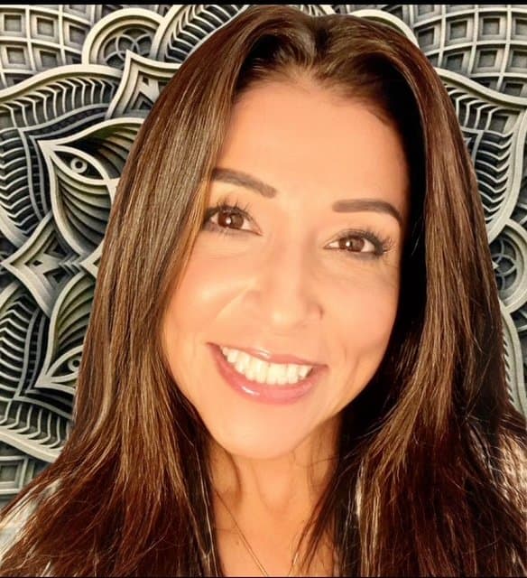 Photo of Rebecca Peters
