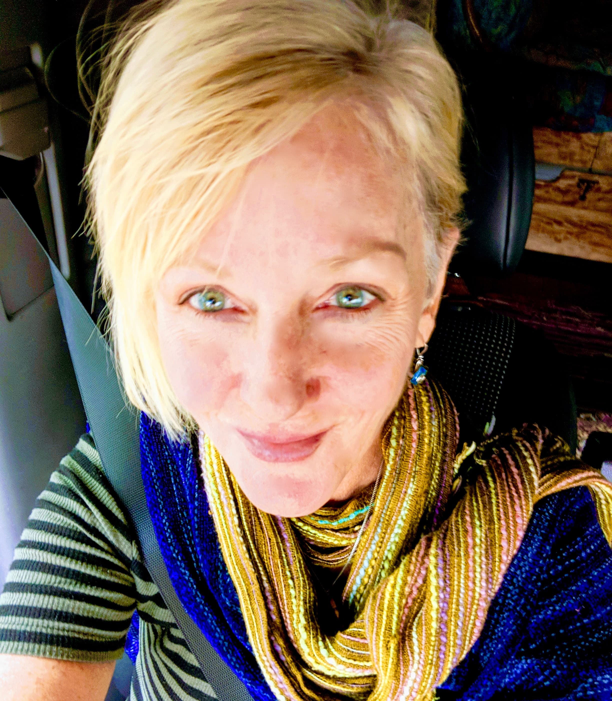 Photo of Robin Lee Roarke