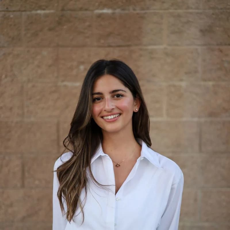 Photo of Sara Larbi