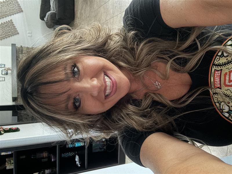 Photo of Shawna Holder