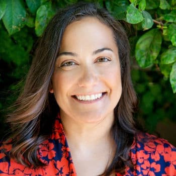 Photo of Stephanie Hansen