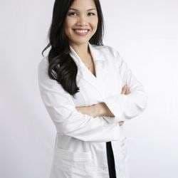 Photo of Vi C. Ho